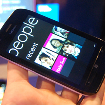 nokia-lumia-7101_sq11
