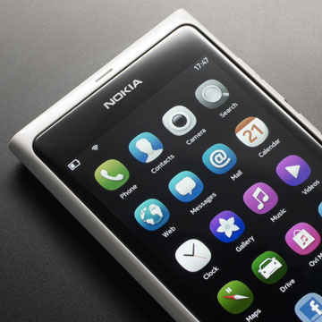 white_n9_feat