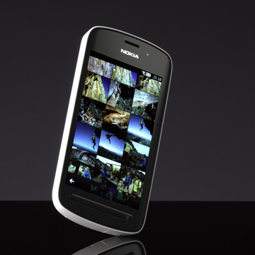 Nokia-808-PureView