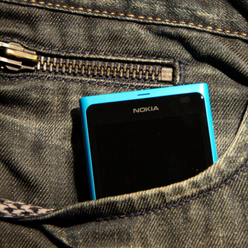 LumiaInPocket