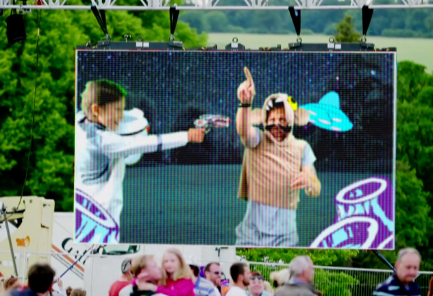 Cornbury-feat