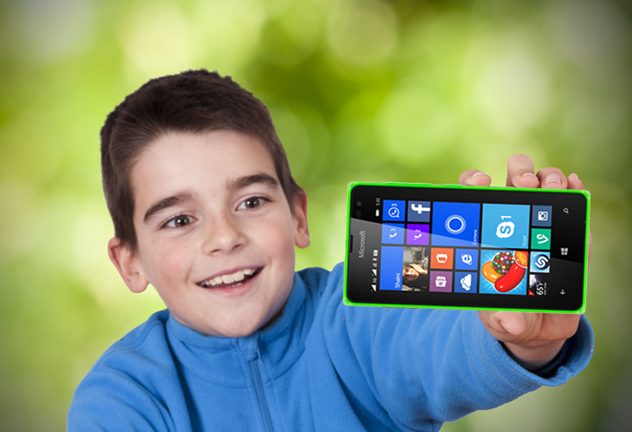 first-smartphone-feat1