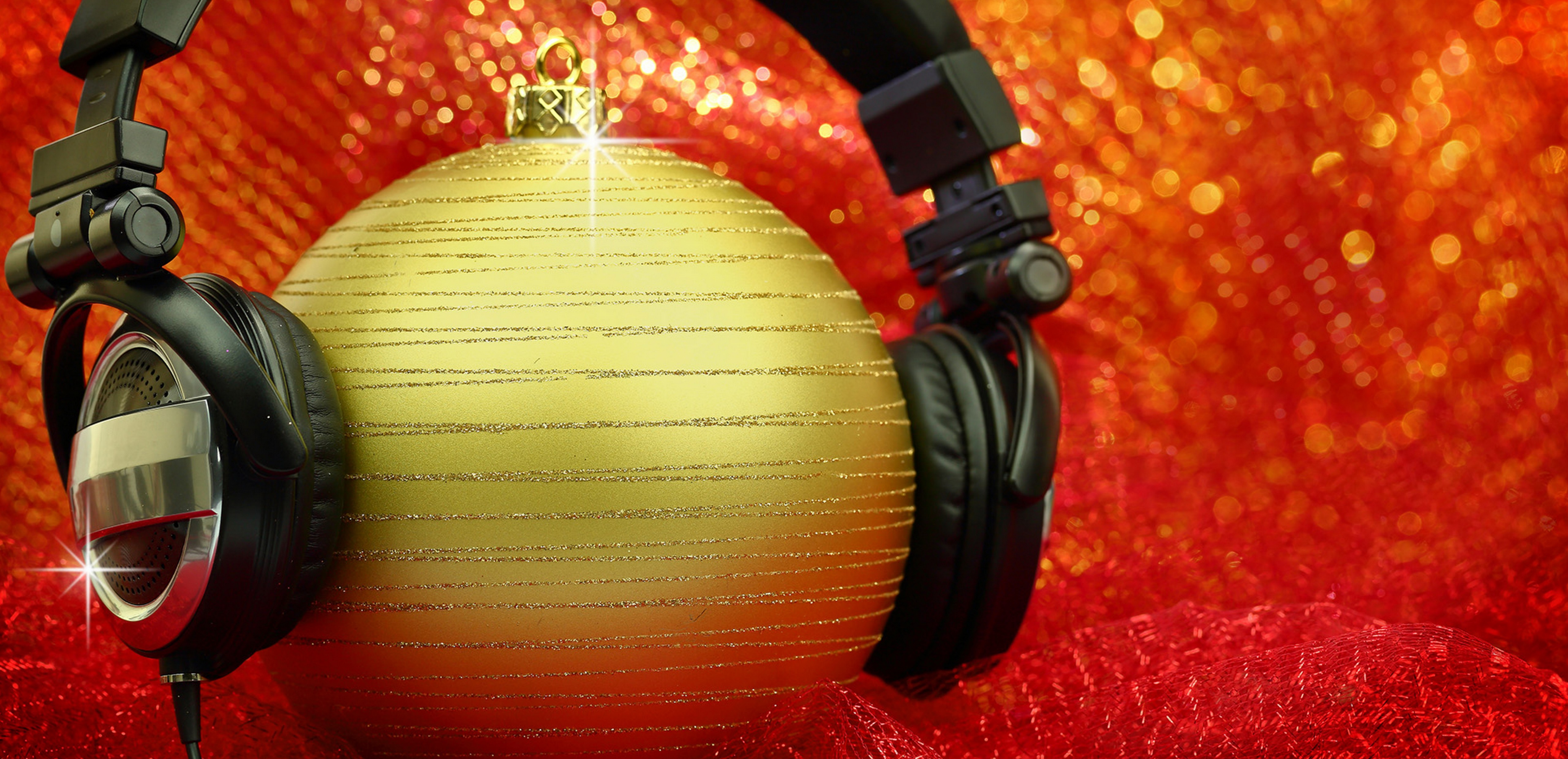 Holiday albums in the Windows Store