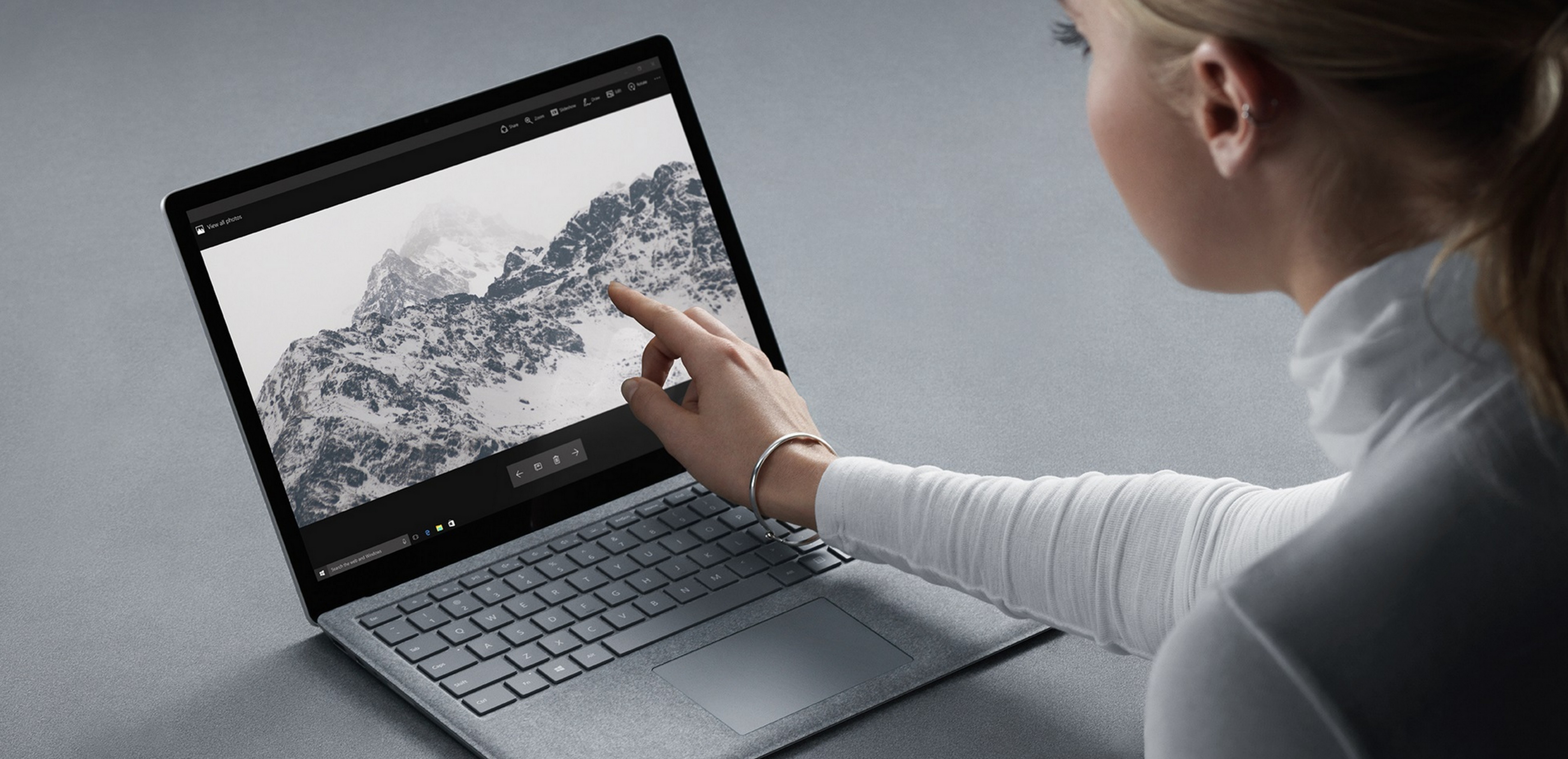 Surface Laptop