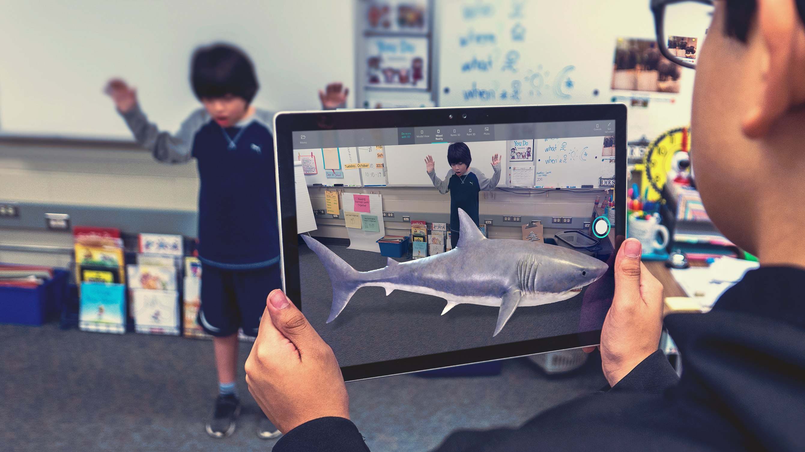 Mixed Reality Viewer