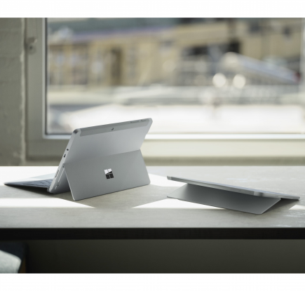 Surface の人気機種を特別価格でご提供