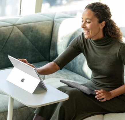 Surface の力で中小企業の円滑な業務を後押し