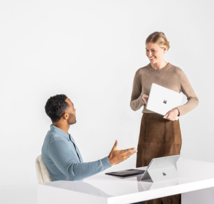 Surface Copilot+ PC で Windows 11 への移行を後押し