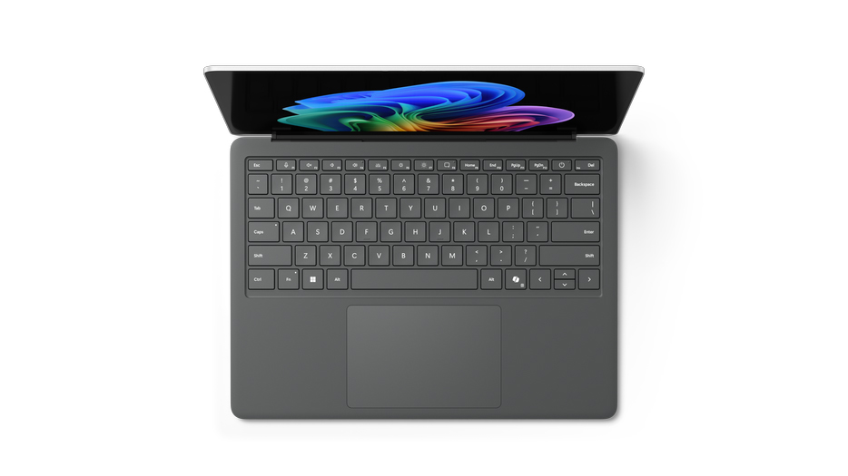 カスタムの複合パームレストによる精密設計