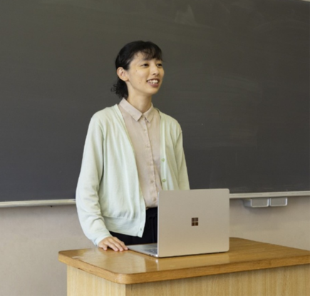 ARM 版 Surface Laptop 13 インチの導入で探究による学びと教員の働き方の進化へ