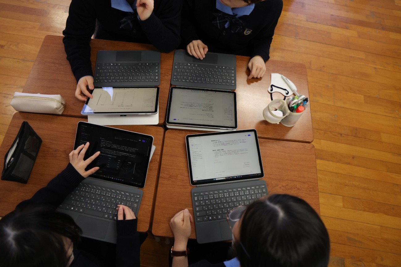 生徒たちの学習環境向上にも役立つ Surface Pro 12 インチの性能