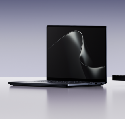 史上最もパワフルな Surface デバイス、予約受付開始