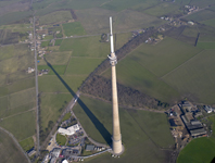 Emley Moor transmitting station mast. Yorkshire.