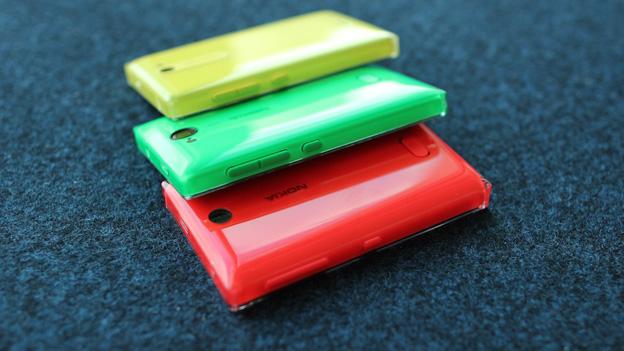 Nokia-Asha-500-and-gang