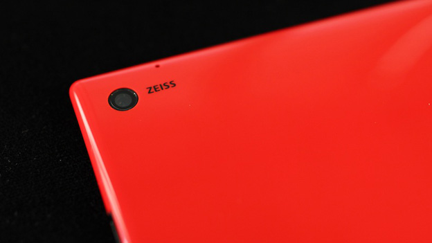 Nokia-lumia-2520-2