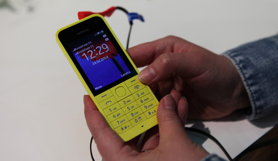 Nokia-220