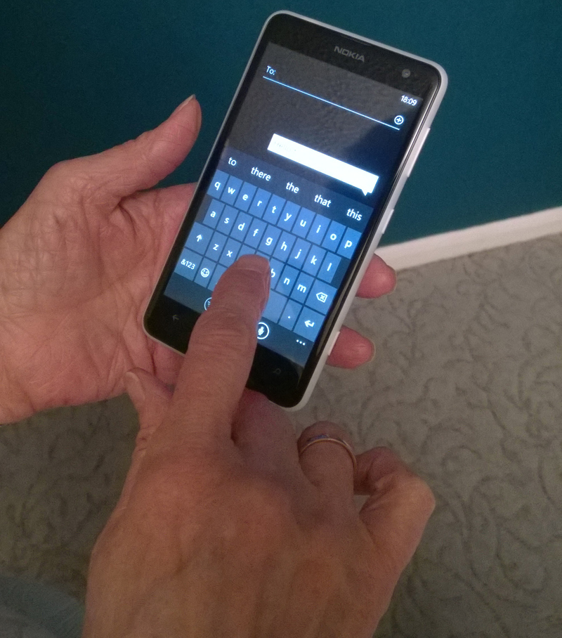 Nokia-625-easy-access-2