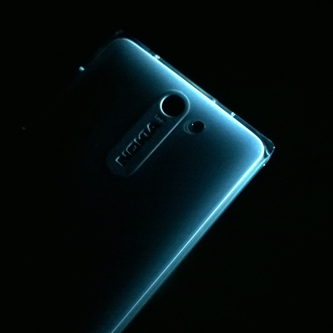Nokia-Asha-502_details_01