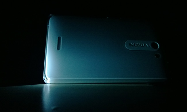 Nokia-Asha-502_details_02
