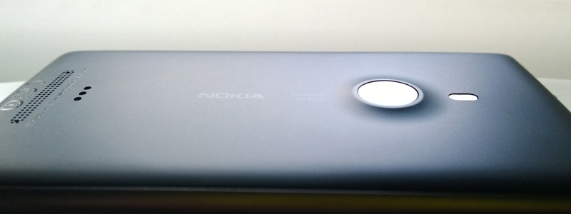 Little-details_Nokia-Lumia-925_01