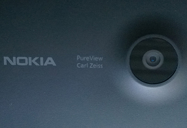 Nokia-925