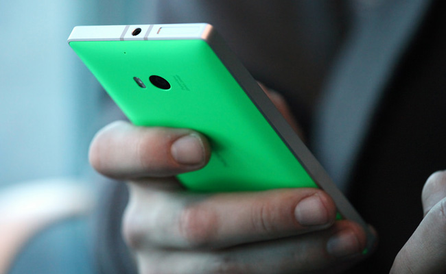 Lumia-930_green