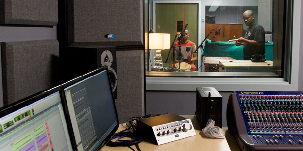 Sounds-of-the-World--studio