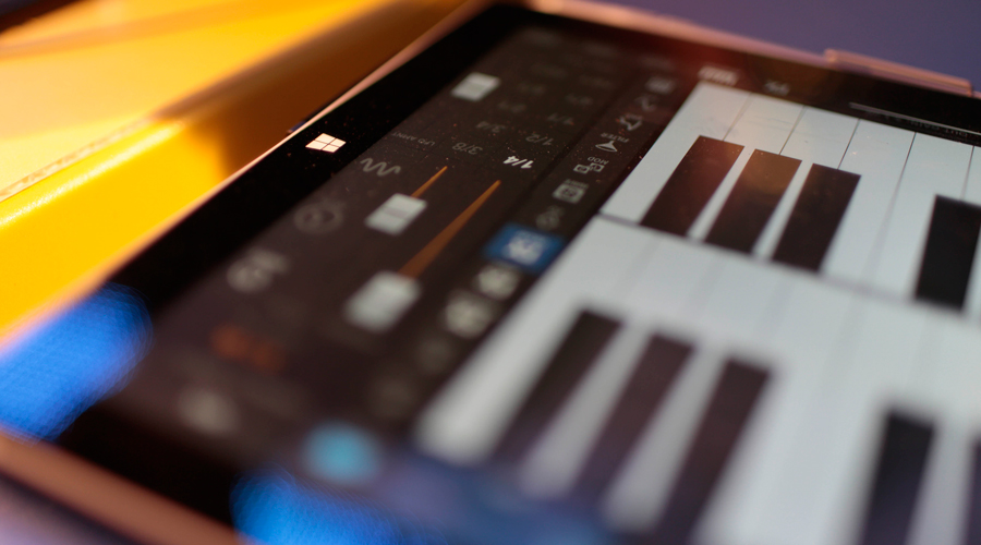 Salone-del-Mobile_Surface_music