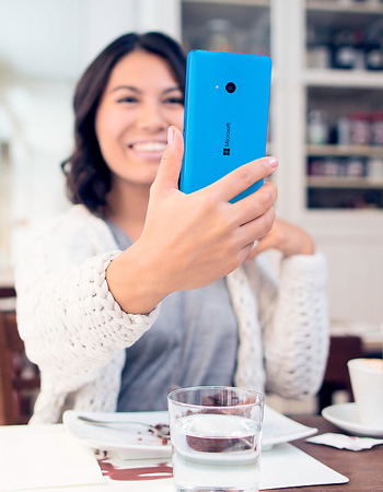 Lumia-540-DS-selfie