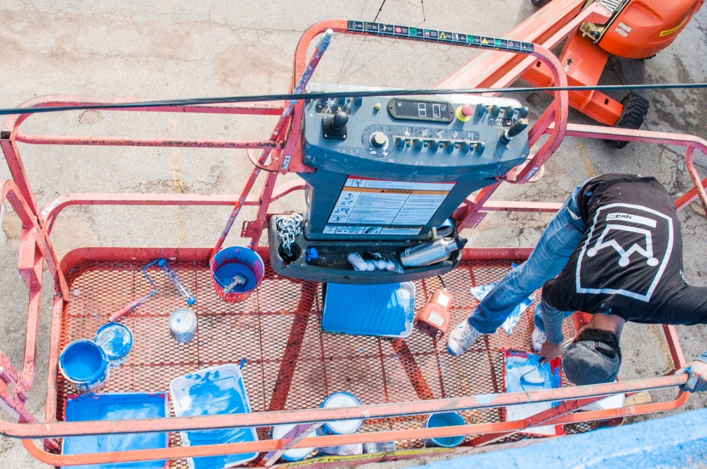 Designed on Surface: Lucas Aoki creates a stunning mural with Surface Book