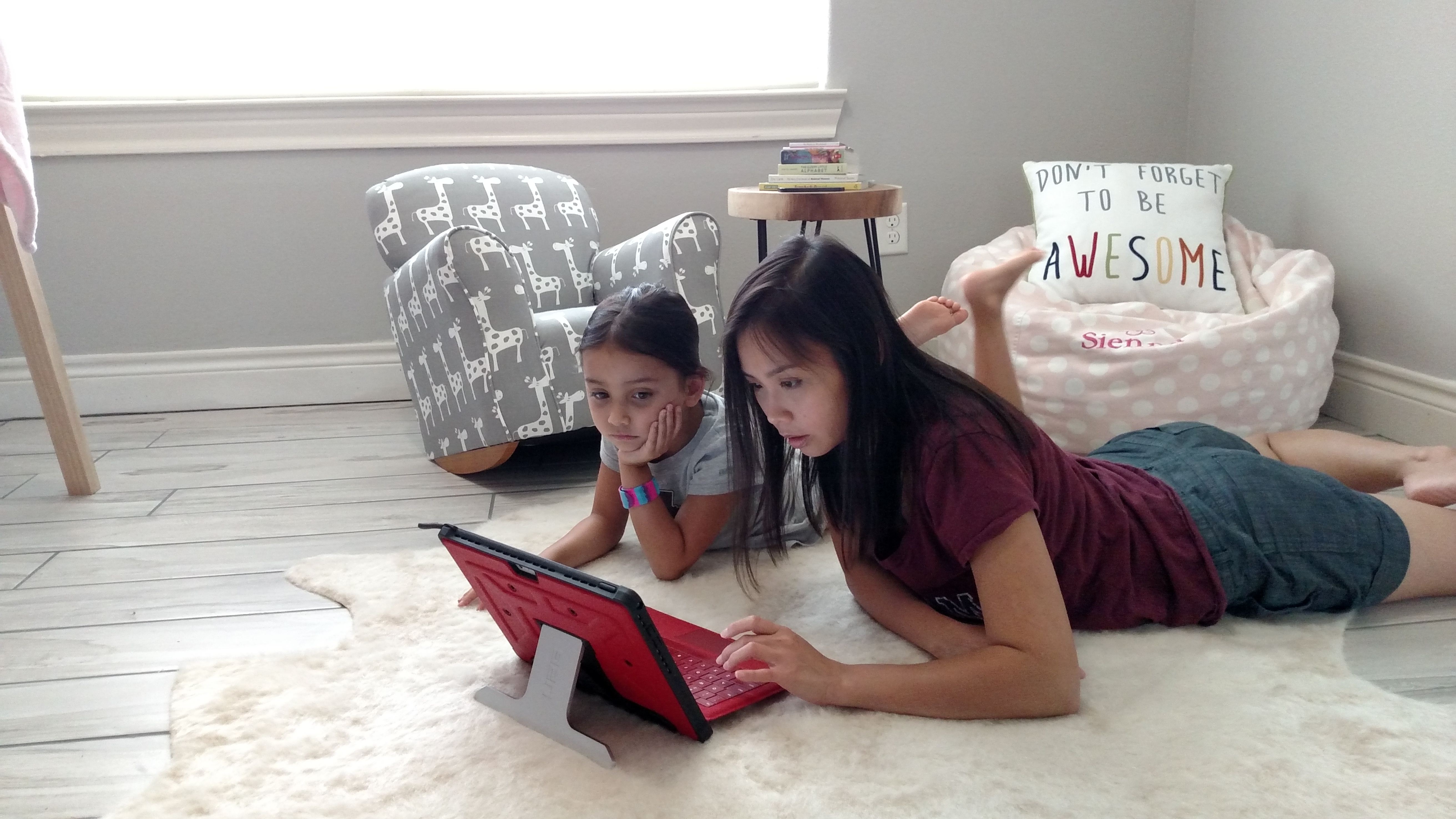 Surface fan Yen Hoang