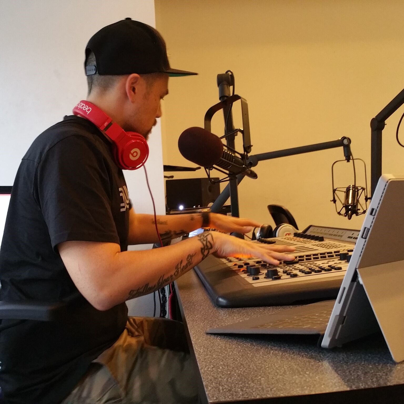 Surface fan Hapa Perdue 