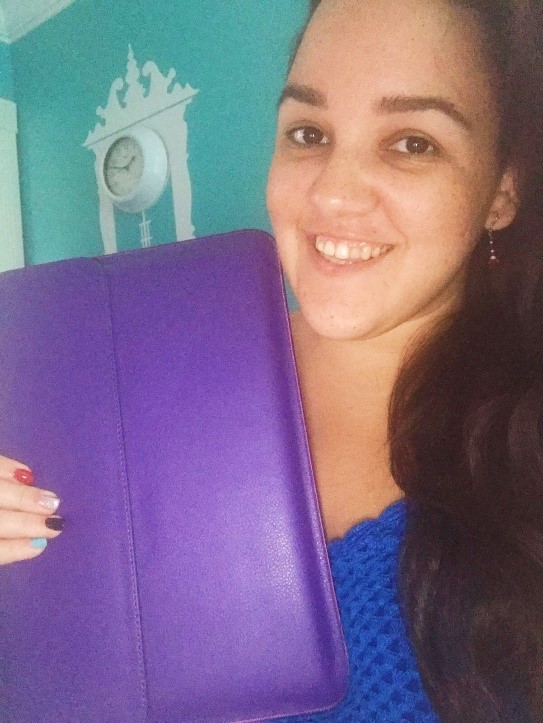 Skimm’bassador, DIY Crafter & Surface fan Kathy Capeluto