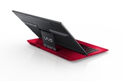 13Summer_VAIO_Duo_13_back01_R - Copy
